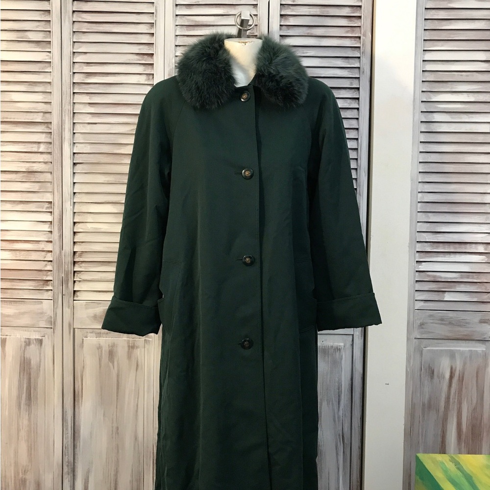 Vintage Fur- Dark Green Coat with Fur Collar by  "American Vintage"
